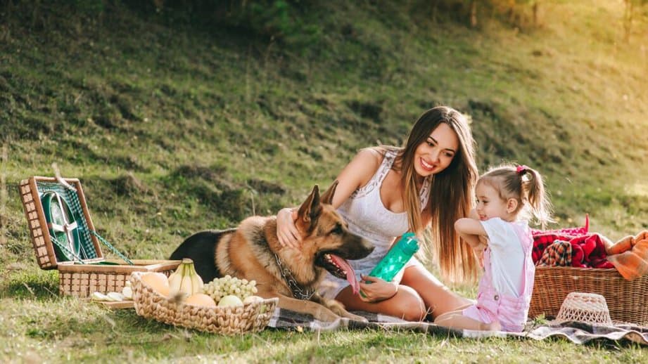 German Shepherd with mother and daughter