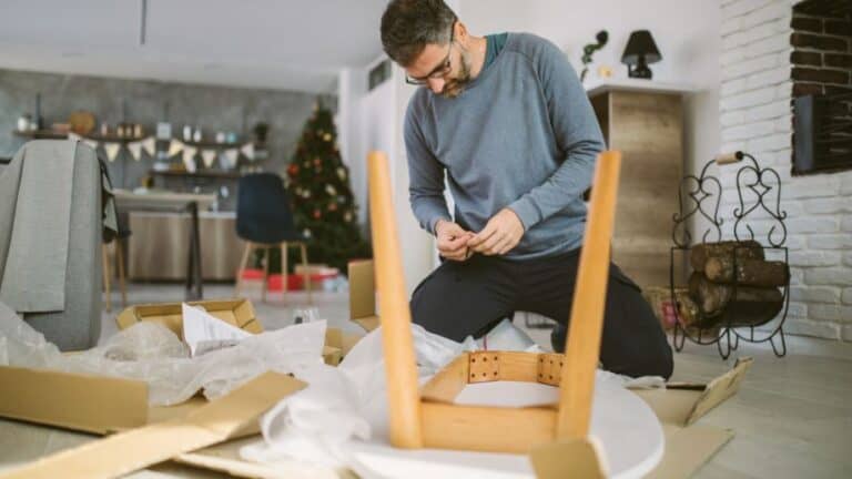 14 Useless Hobbies That are A Waste of Time and Money