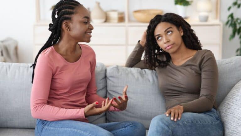 15 Signs of a Toxic Friendship